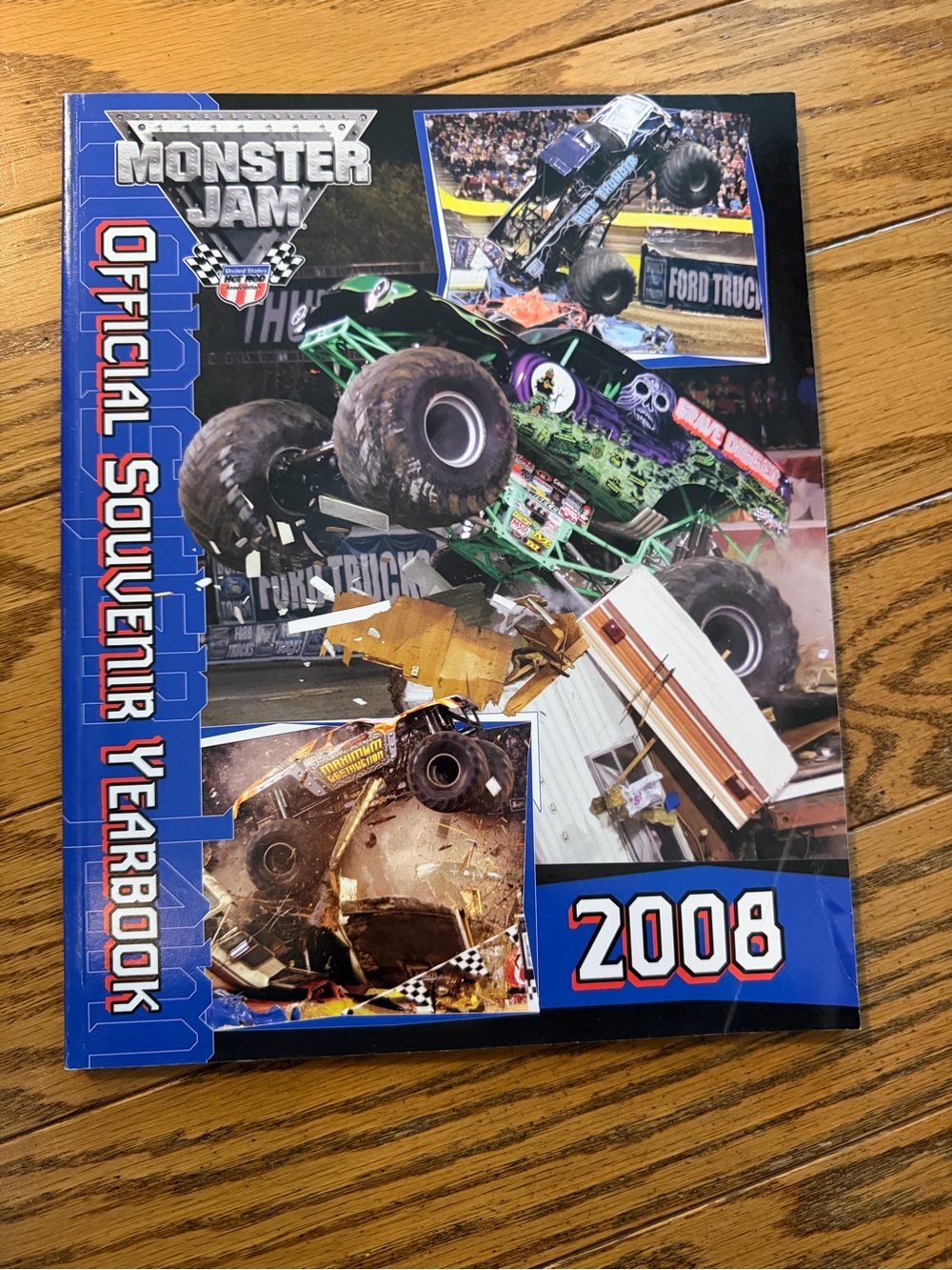 Monster Jam 2008 Official Souvenir Yearbook
